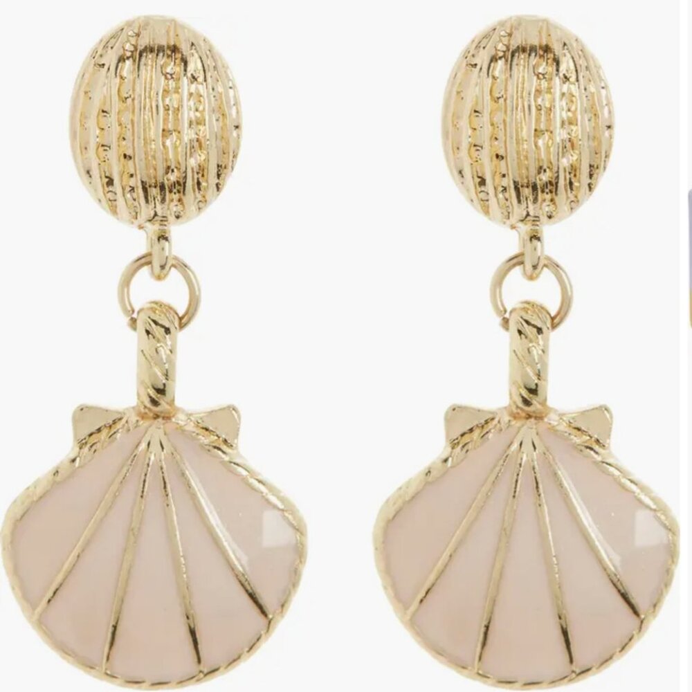 Inaya Shell Earrings by Eyecandy Los Angeles